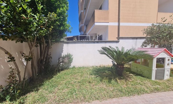 Laboratorio in Vendita a Lecce - via  Marco Basseo - Centro Storico
