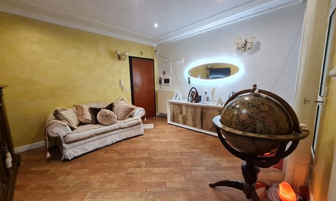 /public/fotoimmobili/1370392-uhwyd74dyg.jpg.ashx?width=670&height=400&mode=crop