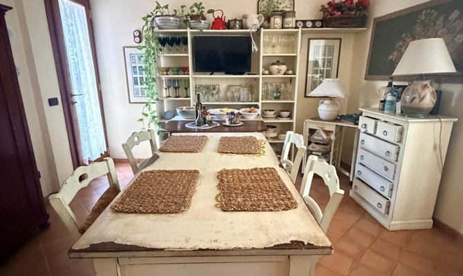 /public/fotoimmobili/1374678-r74o679fj.jpeg.ashx?width=670&height=400&mode=crop