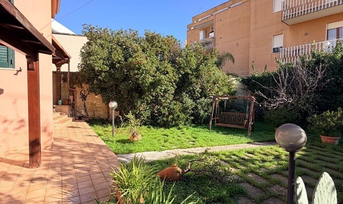 /public/fotoimmobili/1374678-yhfvw74fd.jpg.ashx?width=670&height=400&mode=crop