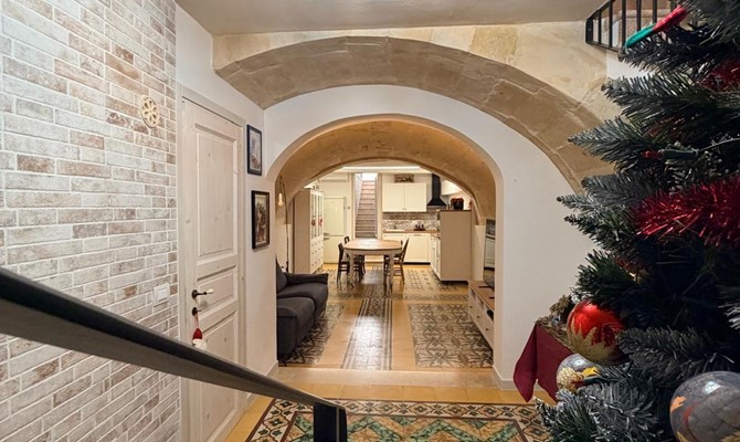 /public/fotoimmobili/1377581-un52fjy.jpg.ashx?width=670&height=400&mode=crop