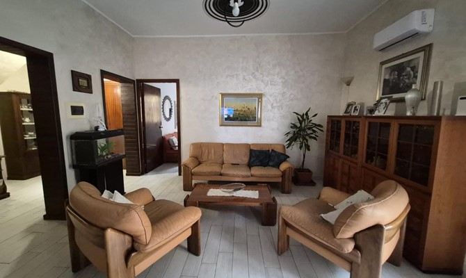 /public/fotoimmobili/1389886-ns4e242nf.jpg.ashx?width=670&height=400&mode=crop