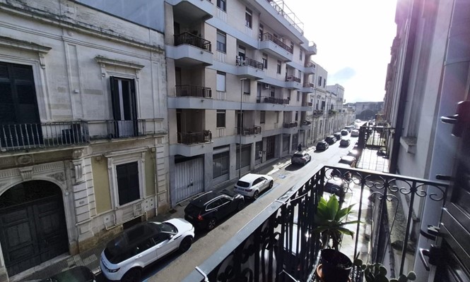 Appartamento in Vendita a Lecce - via  dei Calzaioli - Stazione