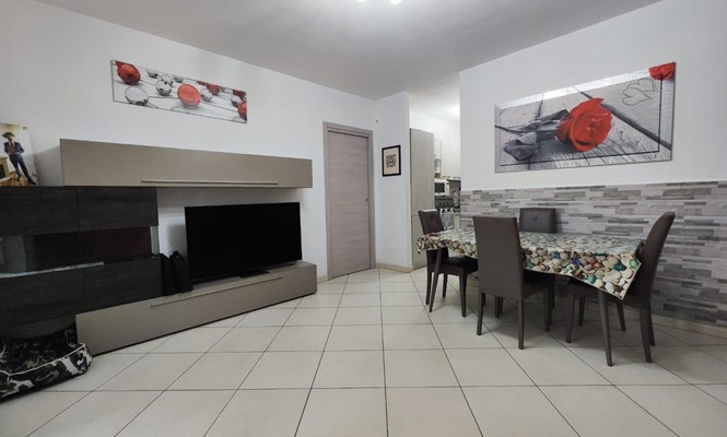 Magazzino in Vendita a Lecce - via  di Leuca - Leuca