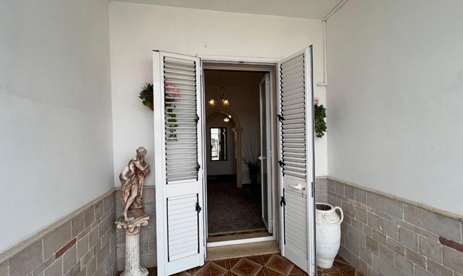 /public/fotoimmobili/1395064-vfbpev98sh.jpg.ashx?width=670&height=400&mode=crop