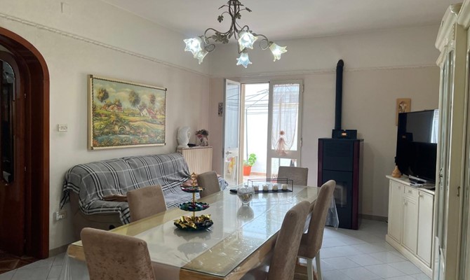 /public/fotoimmobili/1395064-zu55m.jpg.ashx?width=670&height=400&mode=crop