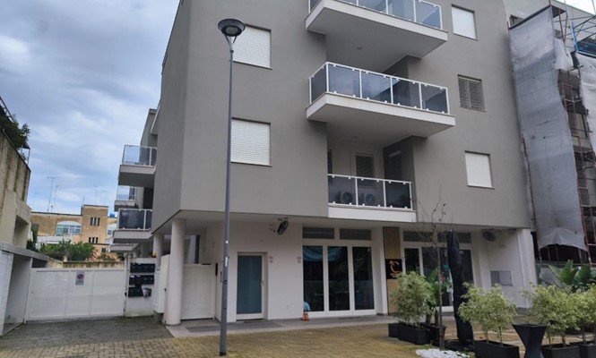 Casa indipendente in Vendita a Salice Salentino - via  Tito Livio