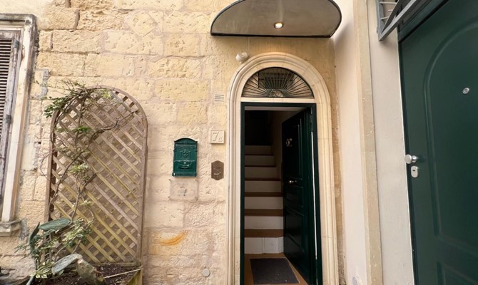 /public/fotoimmobili/1400664-0y18h1a.jpg.ashx?width=670&height=400&mode=crop