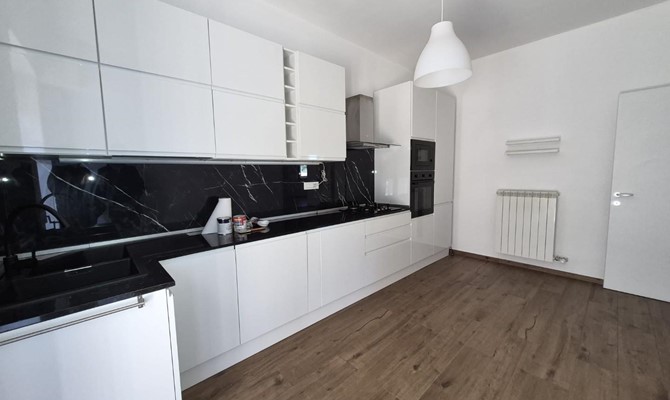 /public/fotoimmobili/1403561-zy494qy.jpg.ashx?width=670&height=400&mode=crop