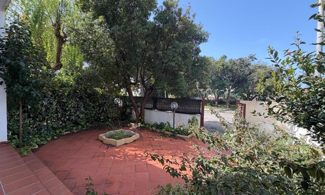 Villetta bifamiliare in Vendita a Vernole - via V. Lubelli