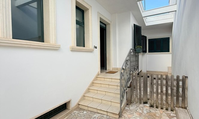 Appartamento in Vendita a Lecce - via Liguria - Ariosto Mazzini