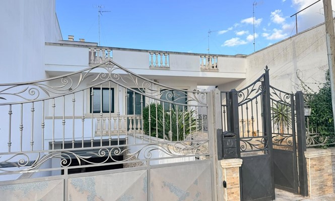 Appartamento in Vendita a Lecce - via Liguria - Ariosto Mazzini