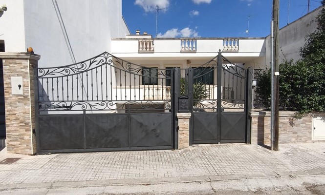 Appartamento in Vendita a Lecce - via Liguria - Ariosto Mazzini